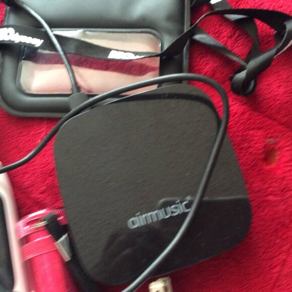 Electronic Gadjets Junk Box - Picture 7 of 7